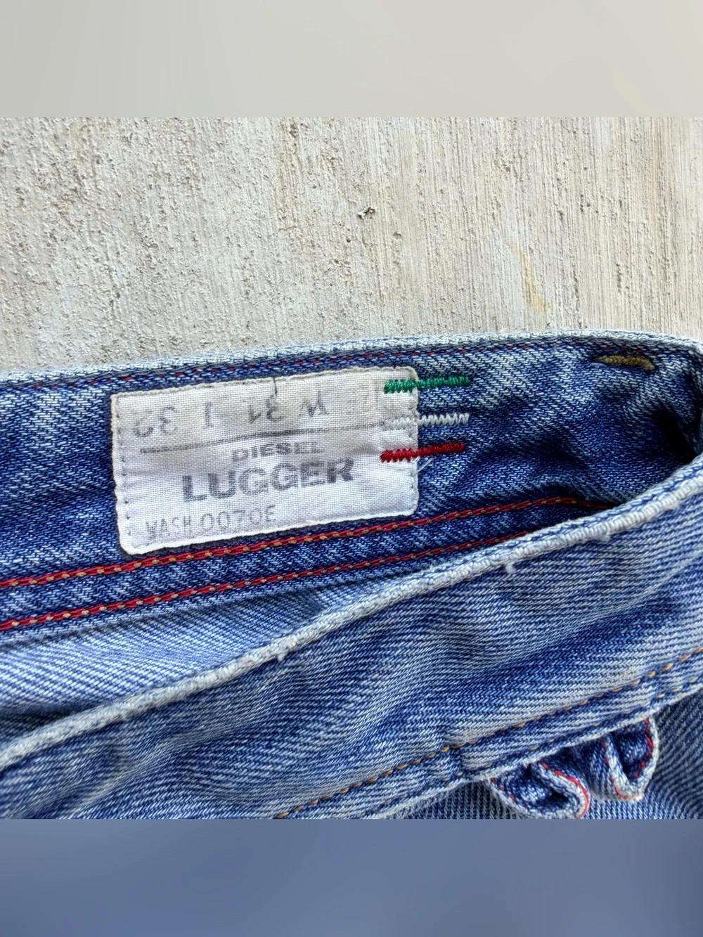 Diesel Lugger Jeans Straight Fit Light Wash Men Size 31x32 Made In Italy